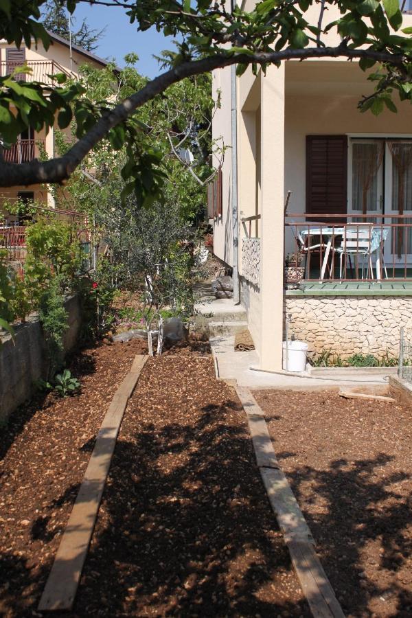 Apartments With A Parking Space Srima - Vodice, Vodice - 6099 Bagian luar foto
