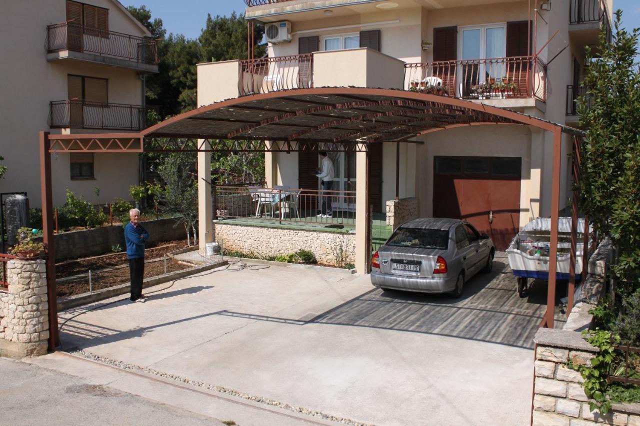 Apartments With A Parking Space Srima - Vodice, Vodice - 6099 Bagian luar foto